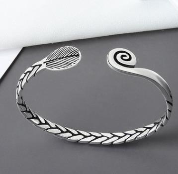 Pulsera de personalidad abierta de plata tailandesa antigua