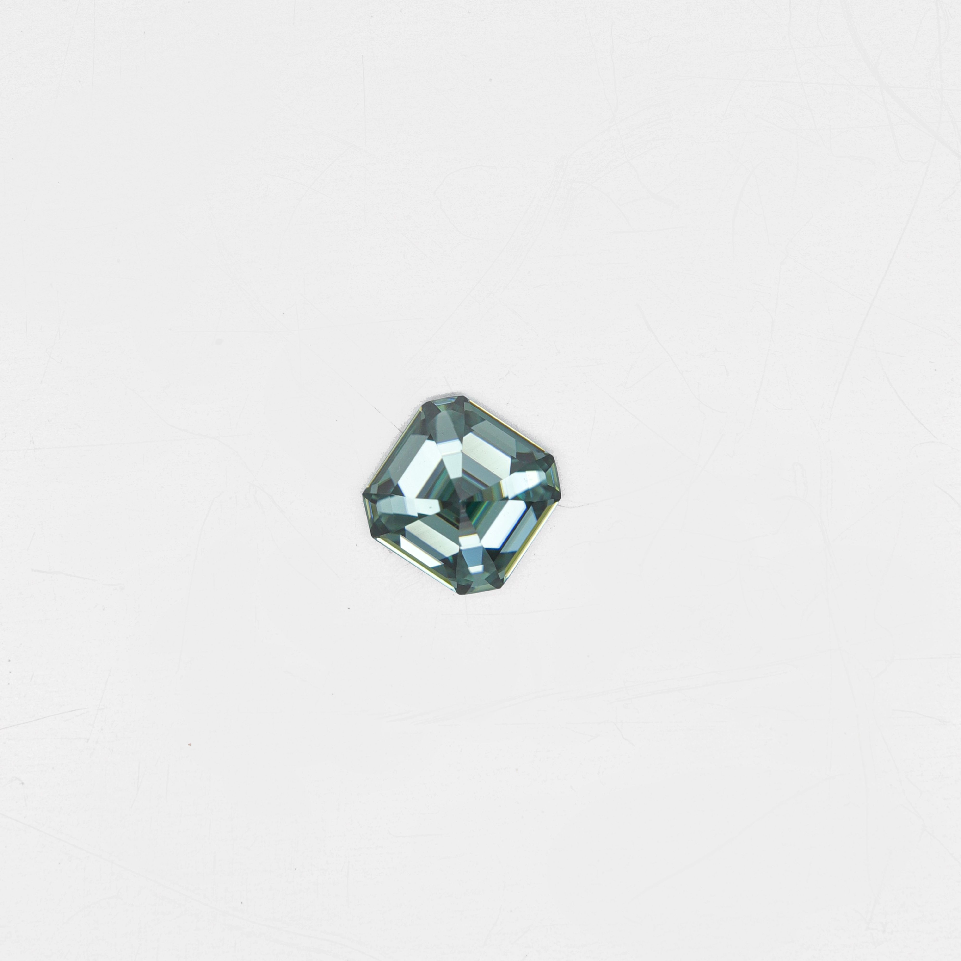 Venta al por mayor de fábrica Moissanite sintético VVS Cojín de corte DEF Green Moissanite Stone