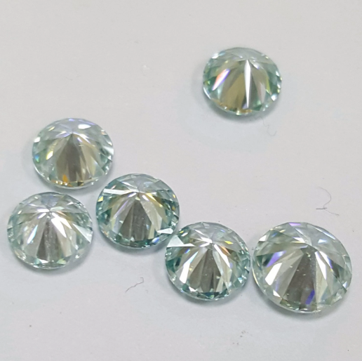 Moissanite de corte brillante redondo DEF de alta calidad verde de 4,0-5,0 mm para la fabricación de joyas