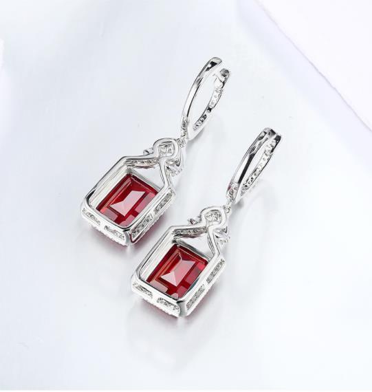 Pendiente de plata de ley auténtica con rubí rojo para mujer, estilo encantador creado, joyería de boda con corte octágono de rubí, regalos