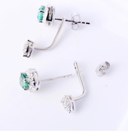 Pendientes de plata esterlina con gema verde Joyas exquisitas Pendientes de boda con gema verde brillante S925