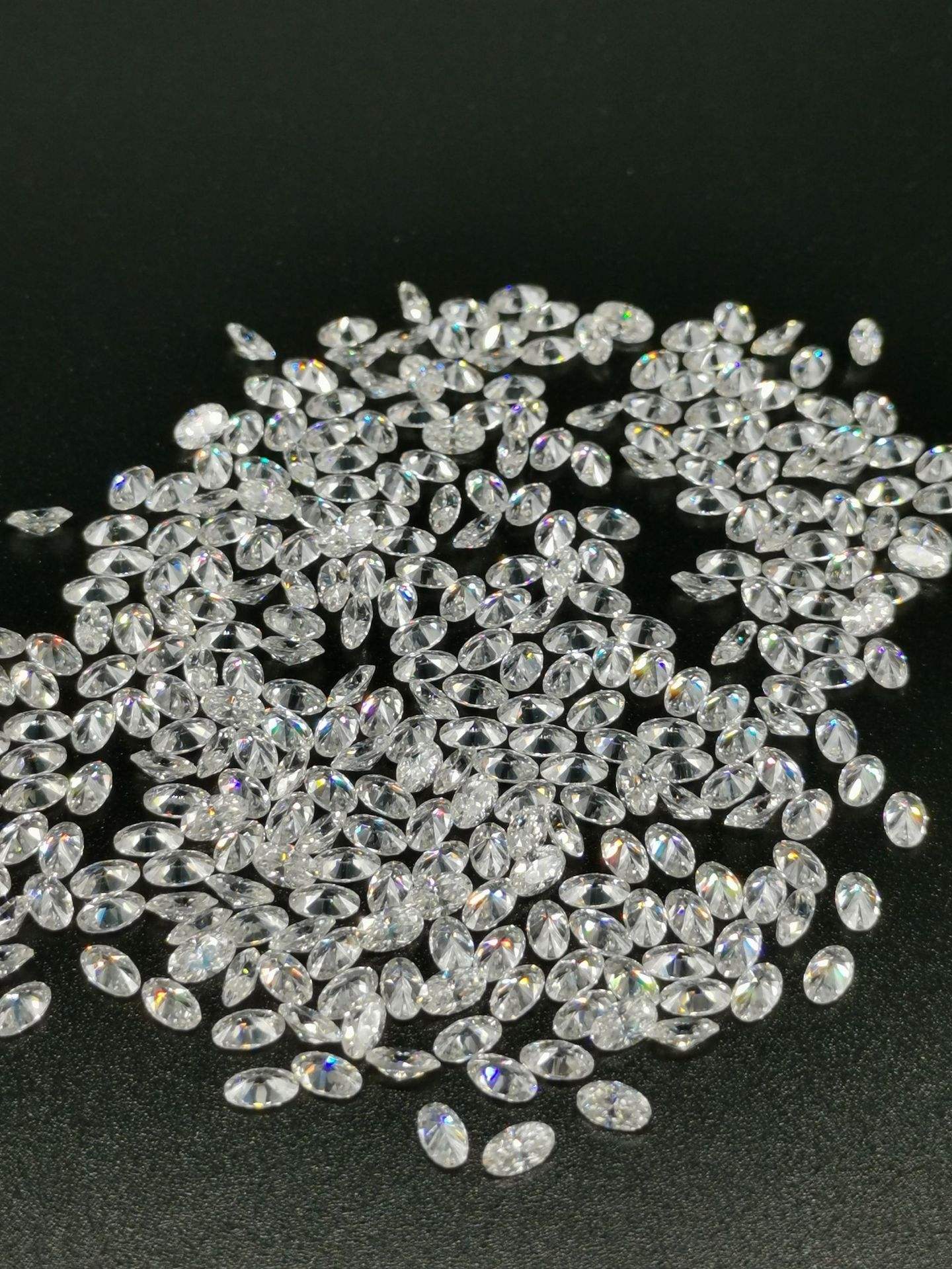 3 * 5 mm Corte ovalado VVS 3EX Precio al por mayor de fábrica D Color Moissanite