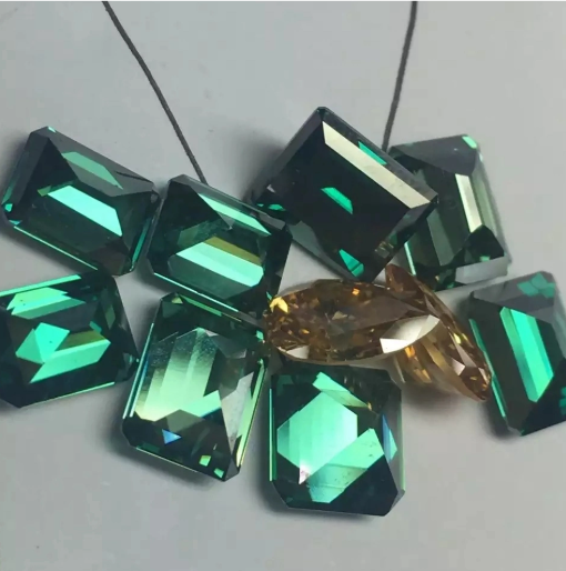 Venta al por mayor Venta caliente Baguette Corte Piedra suelta verde Moissanite Piedras sueltas Moissanite