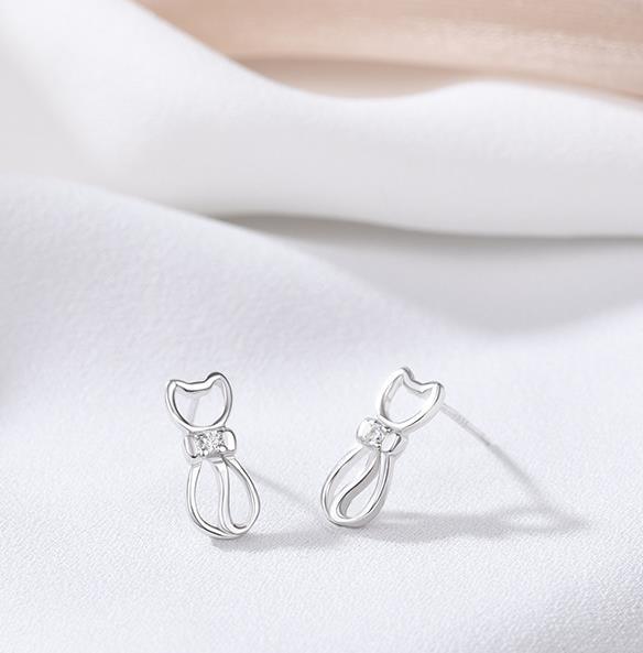 Pendientes de mujer chapados en plata de ley 925 con gatito elegante y encantador