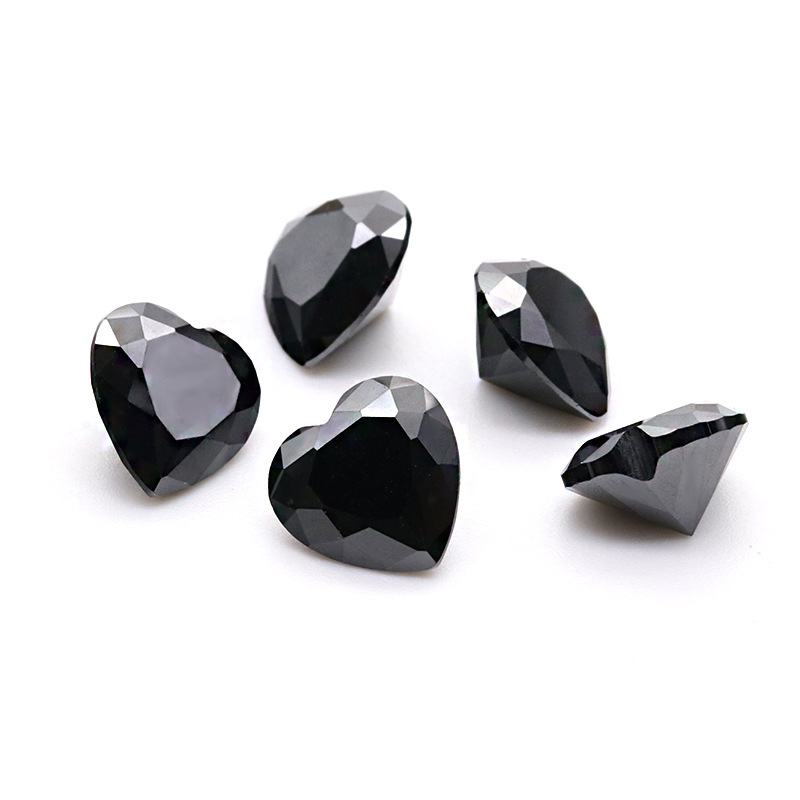 Negro 3EX Alta calidad 3A Zirconia cúbica en forma de corazón