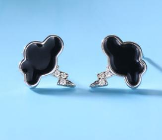 Pendientes Little Dark Clouds de plata de ley 925 chapada en oro Weather Series