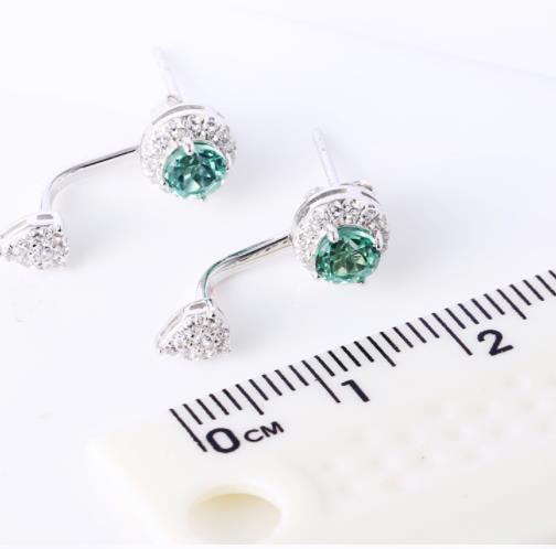 Pendientes de plata esterlina con gema verde Joyas exquisitas Pendientes de boda con gema verde brillante S925